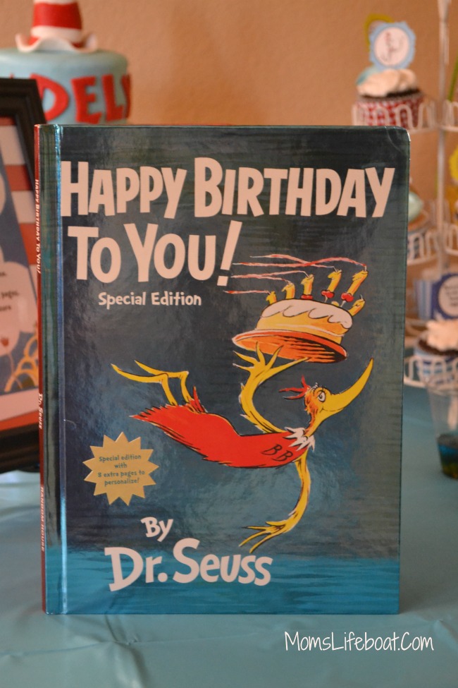 Dr Seuss Birthday Party Ideas -Decorations 10